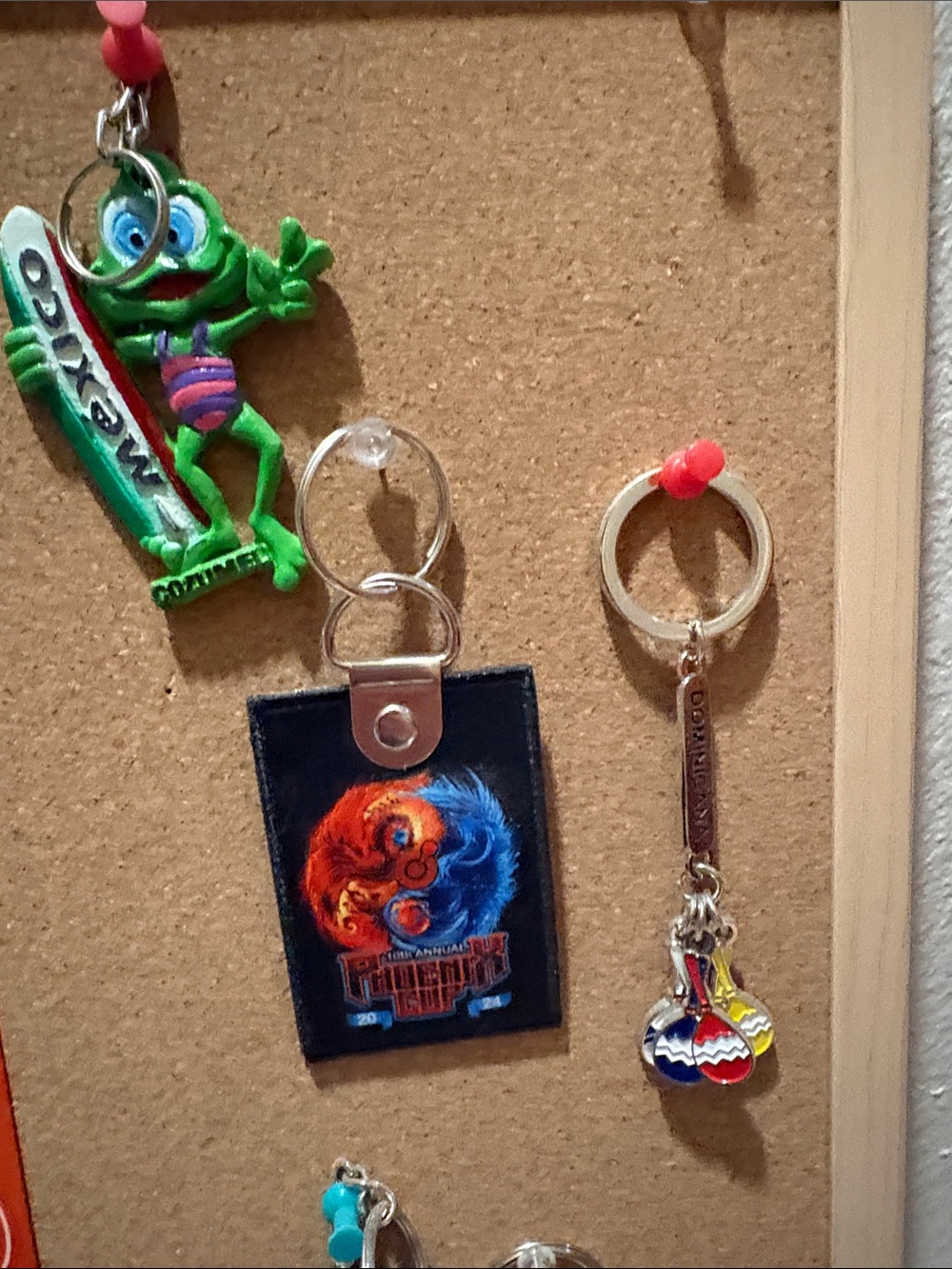 Assorted Keychain Display – Colorful Mixed Keychains - Picture 3 of 6